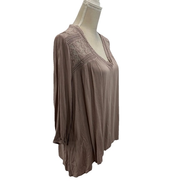 Boho JohnPaulRichard Flowy Embroidered Blouse 3/4 Puff Sleeves V Neck Plus 1X - Picture 3 of 9